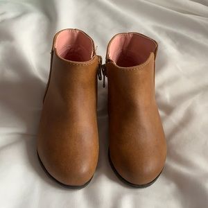 Cat and jack booties